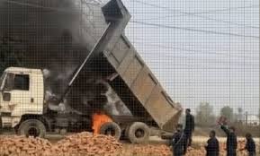 करेन्ट लागेर टिपर चालकको मृत्यु